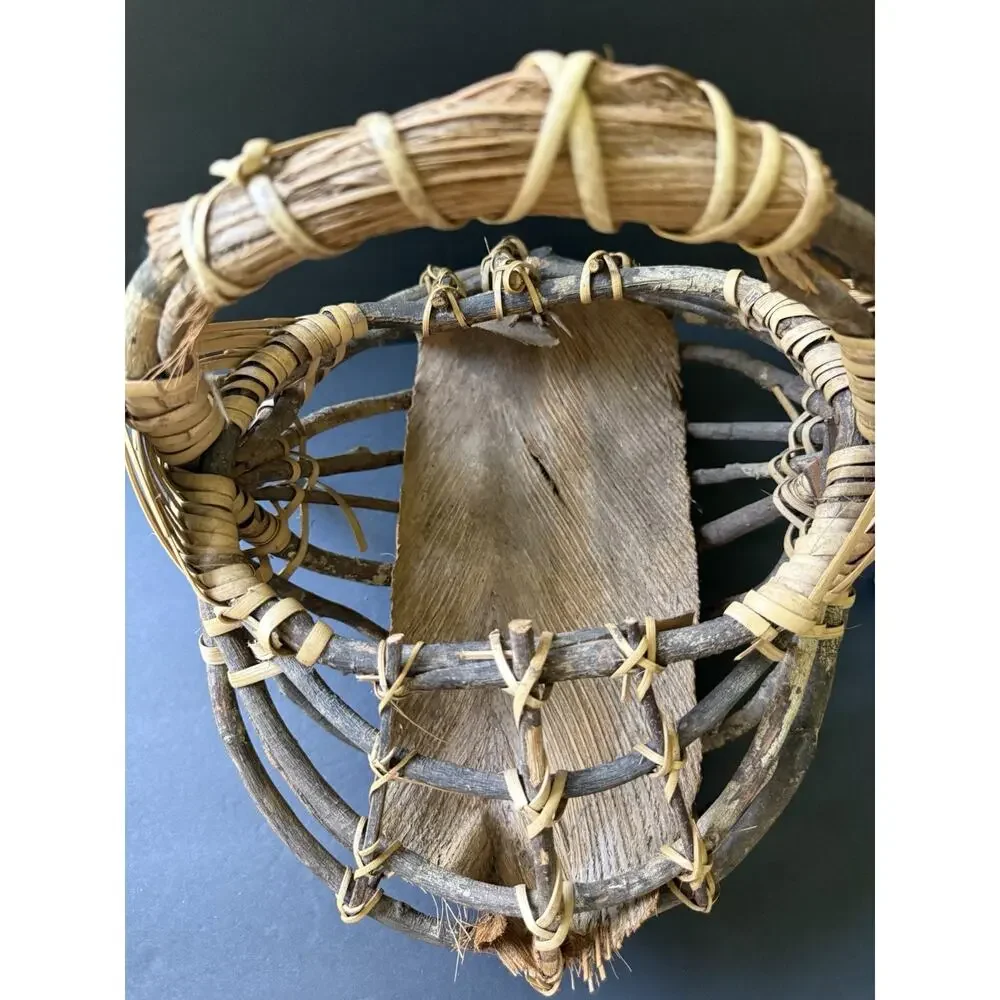 Vtg. Native American Twig Palm Husk Gods Eye Basket Folk Art Handcrafted Rustic